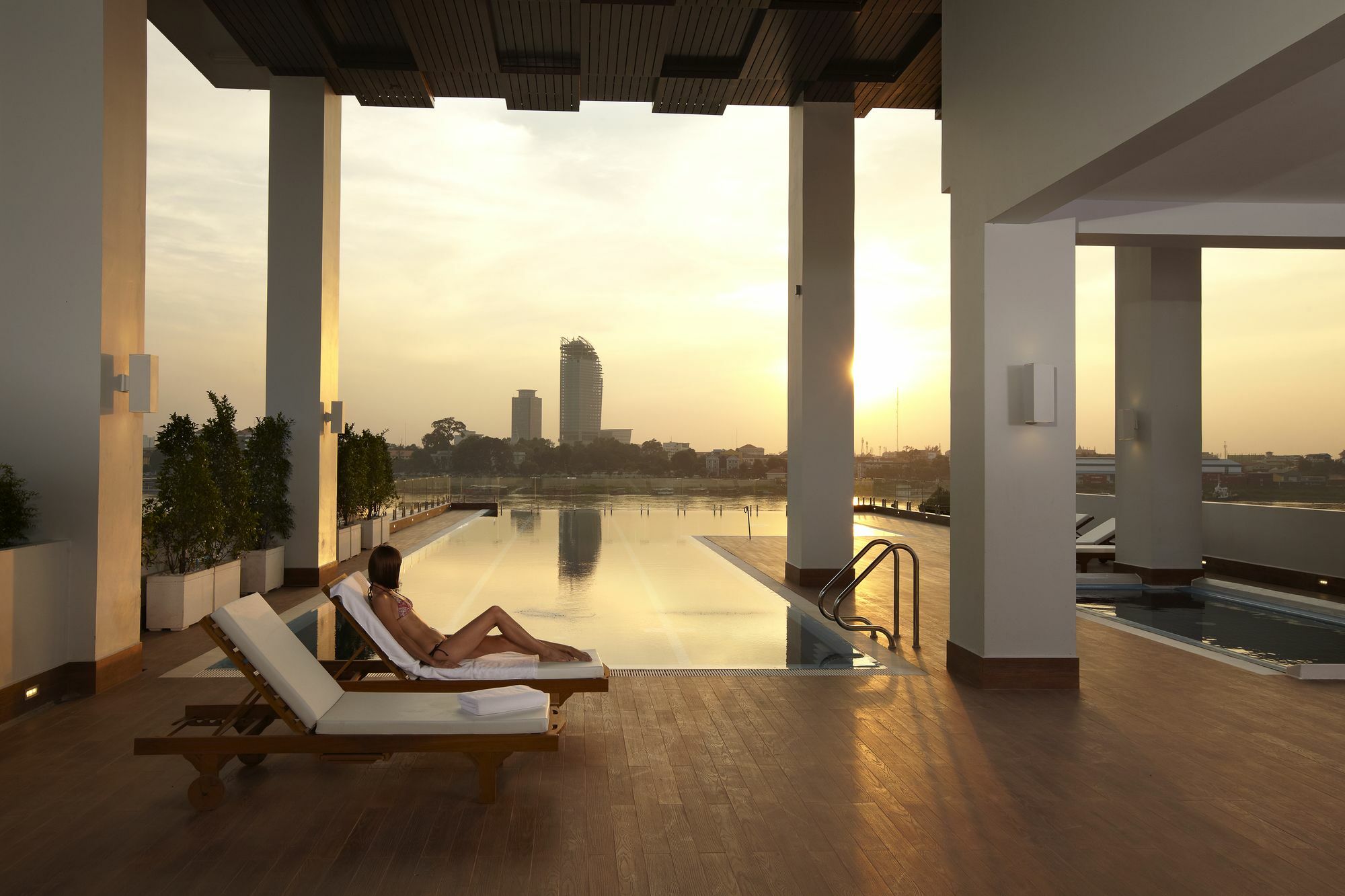 Bellevue Serviced Apartments Phnom Penh Zewnętrze zdjęcie